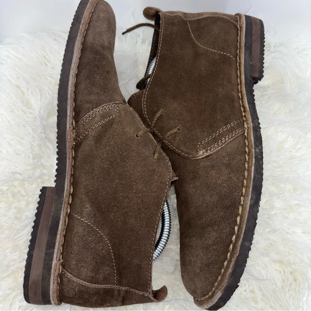 Merona Men 11 Brown Suede Chukka Leather Ankle Boots 2‎ Eyelet Classic Timeless